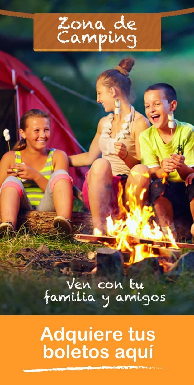 Personas acampando en balneario