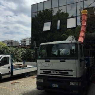 Camion e ristrutturazioni