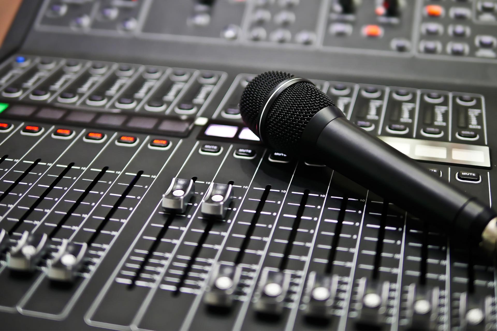 Microphone on Audio Mixer