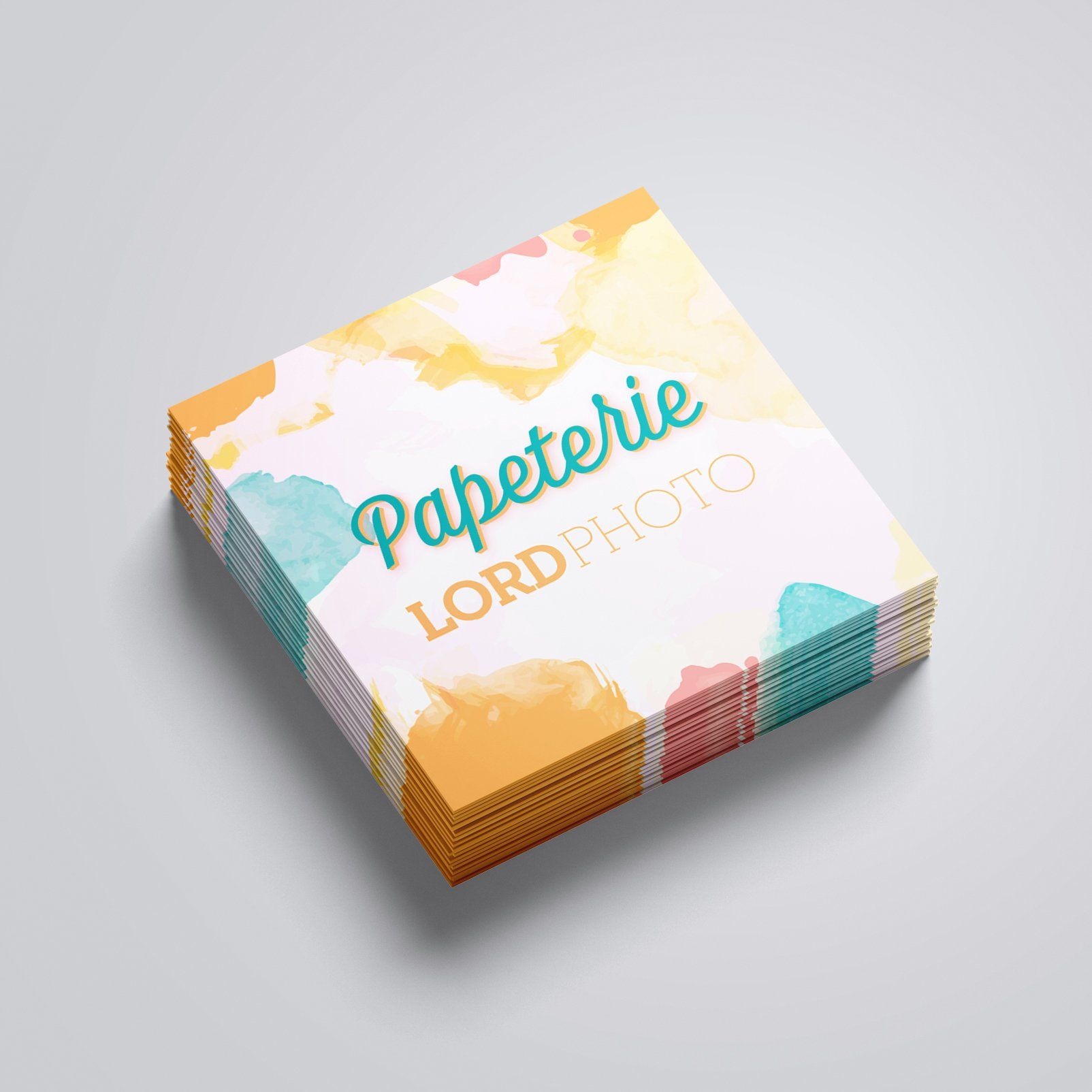A stack of business cards with the word papeterie on them.