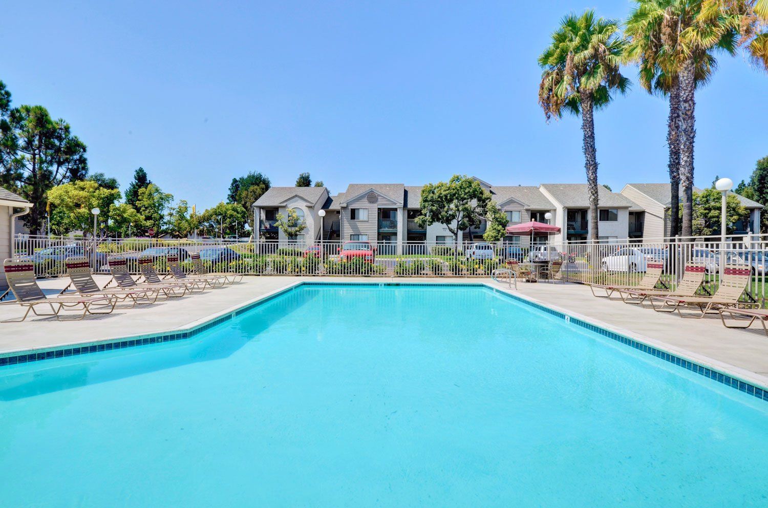 Pool | Summer Brook Apartments