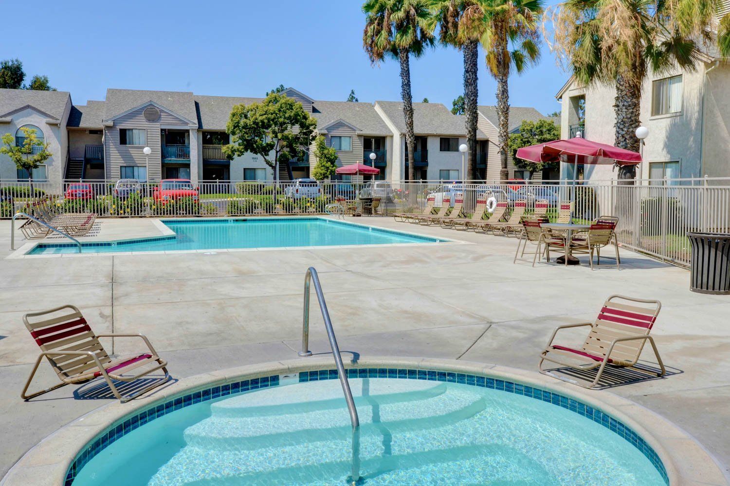 Pool | Summer Brook Apartments