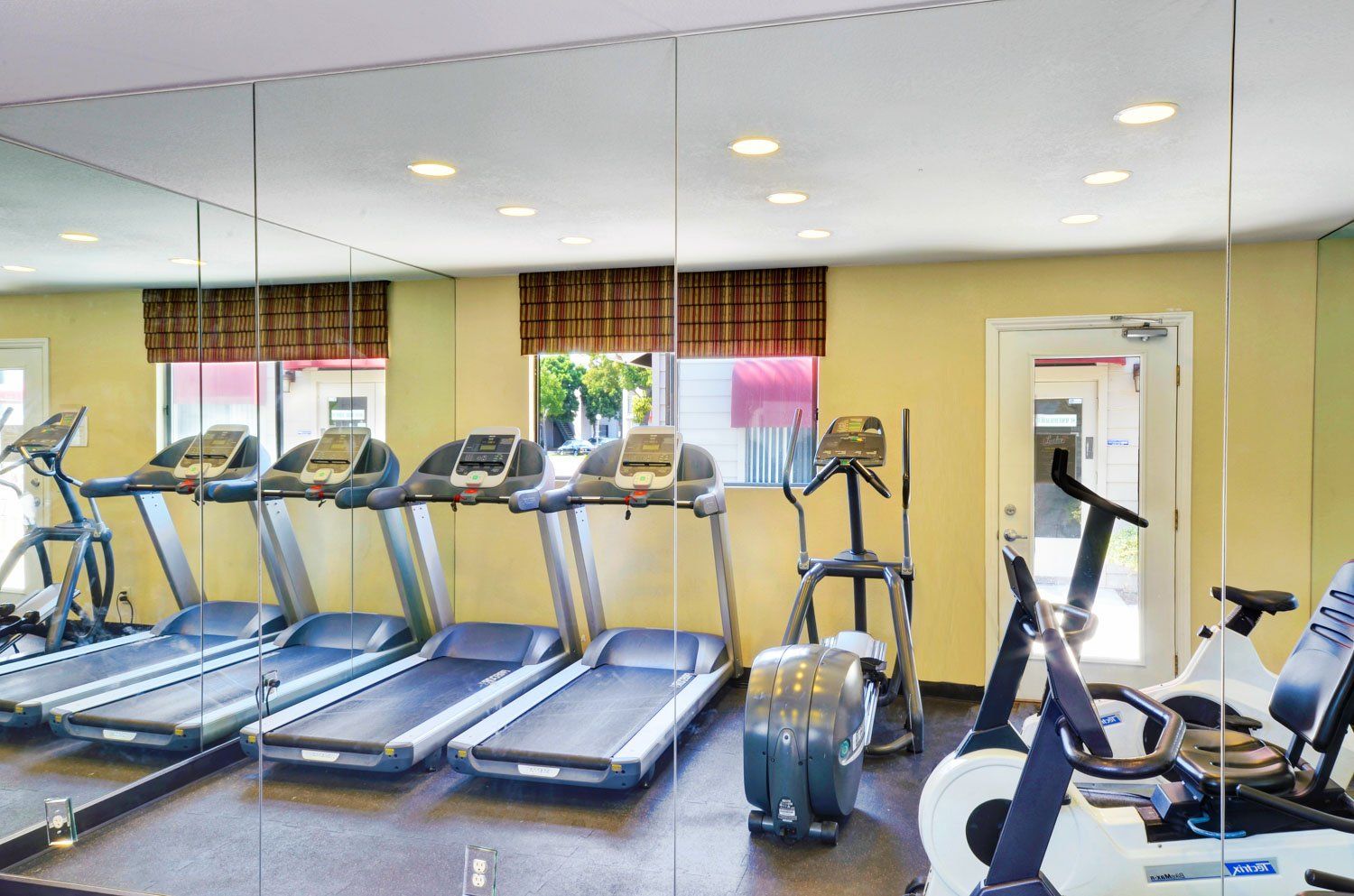 Fitness Center | Summer Brook Apartments