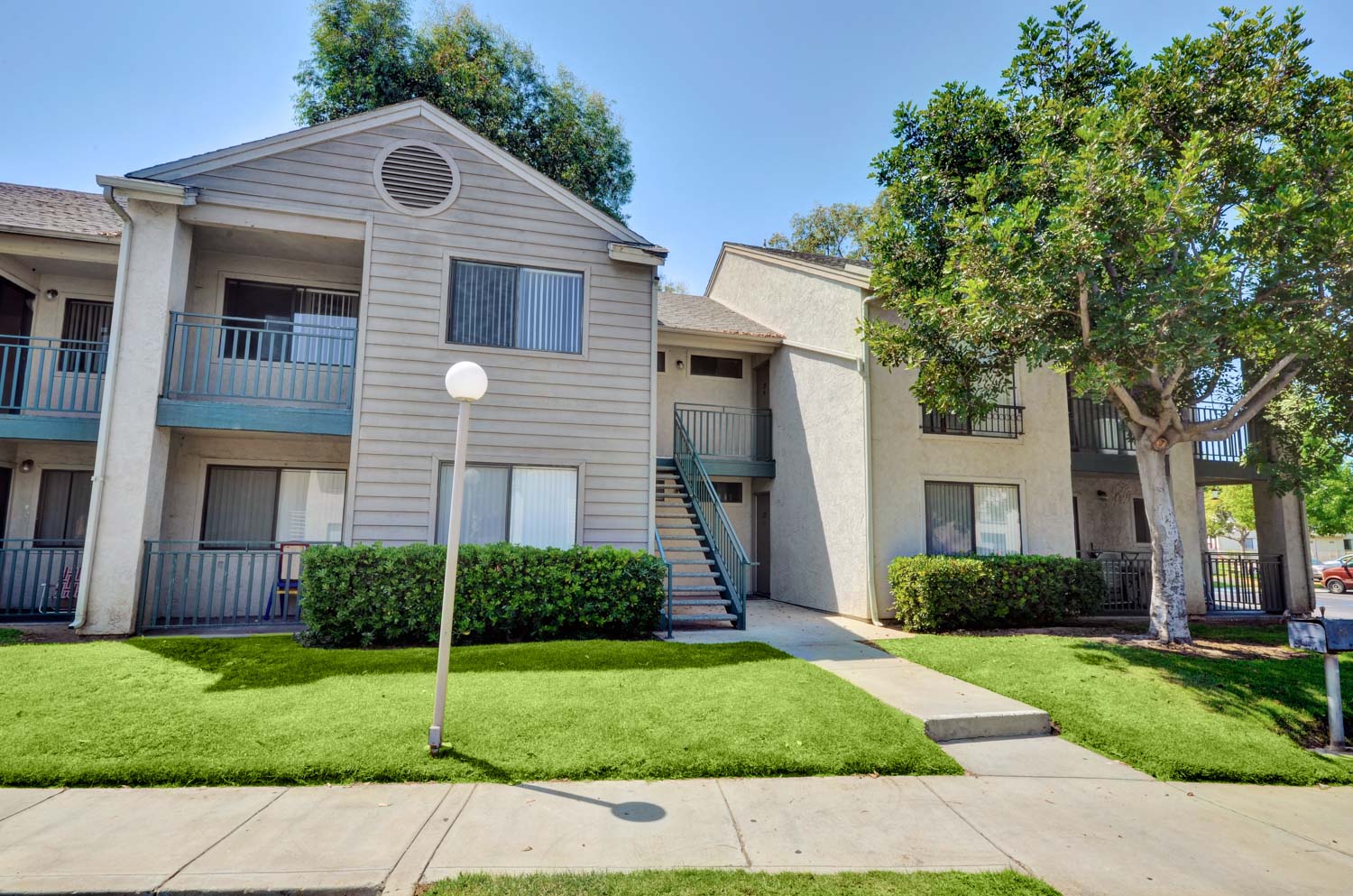 Exterior | Summer Brook Apartments