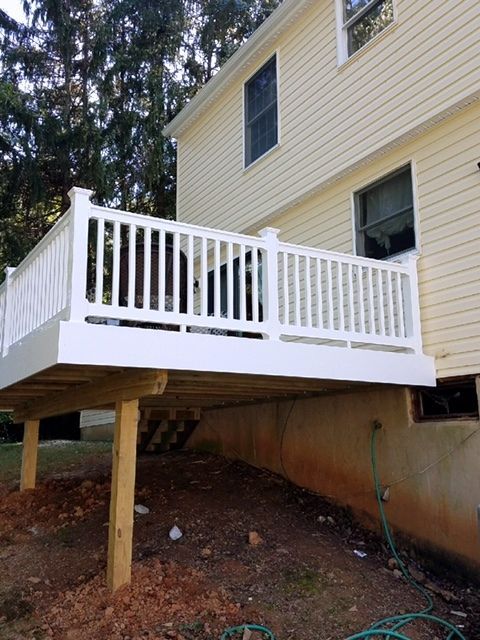 White Deck — Millersville, MD — Chesapeake Construction, Inc.