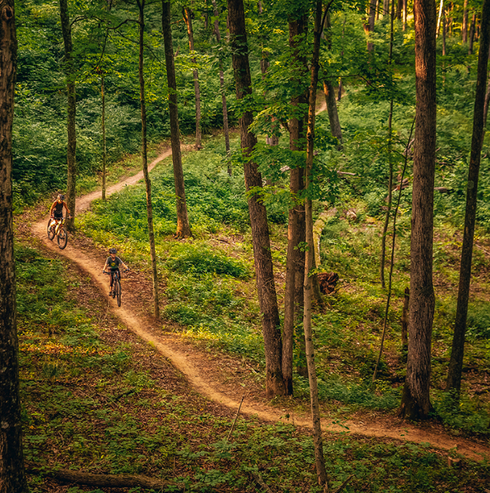 Dillon Rocks racers through rock garden.