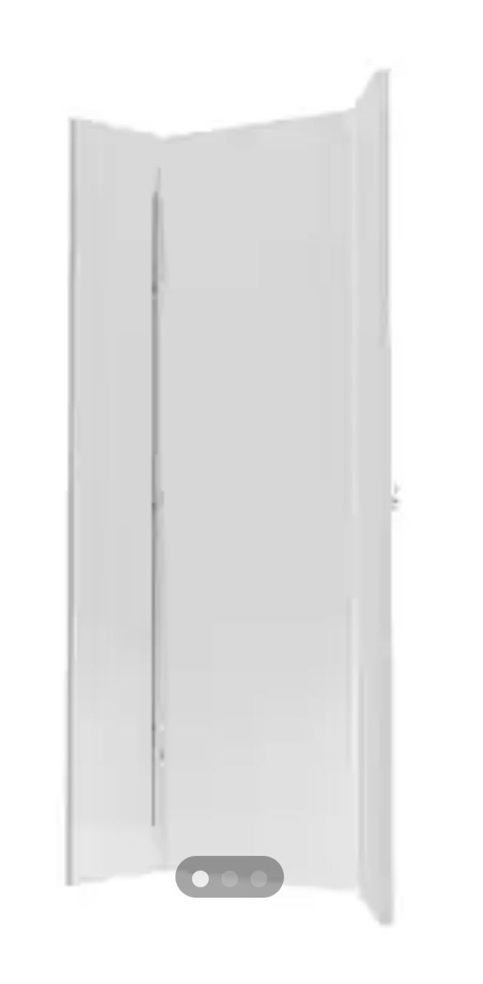 White folding room divider.