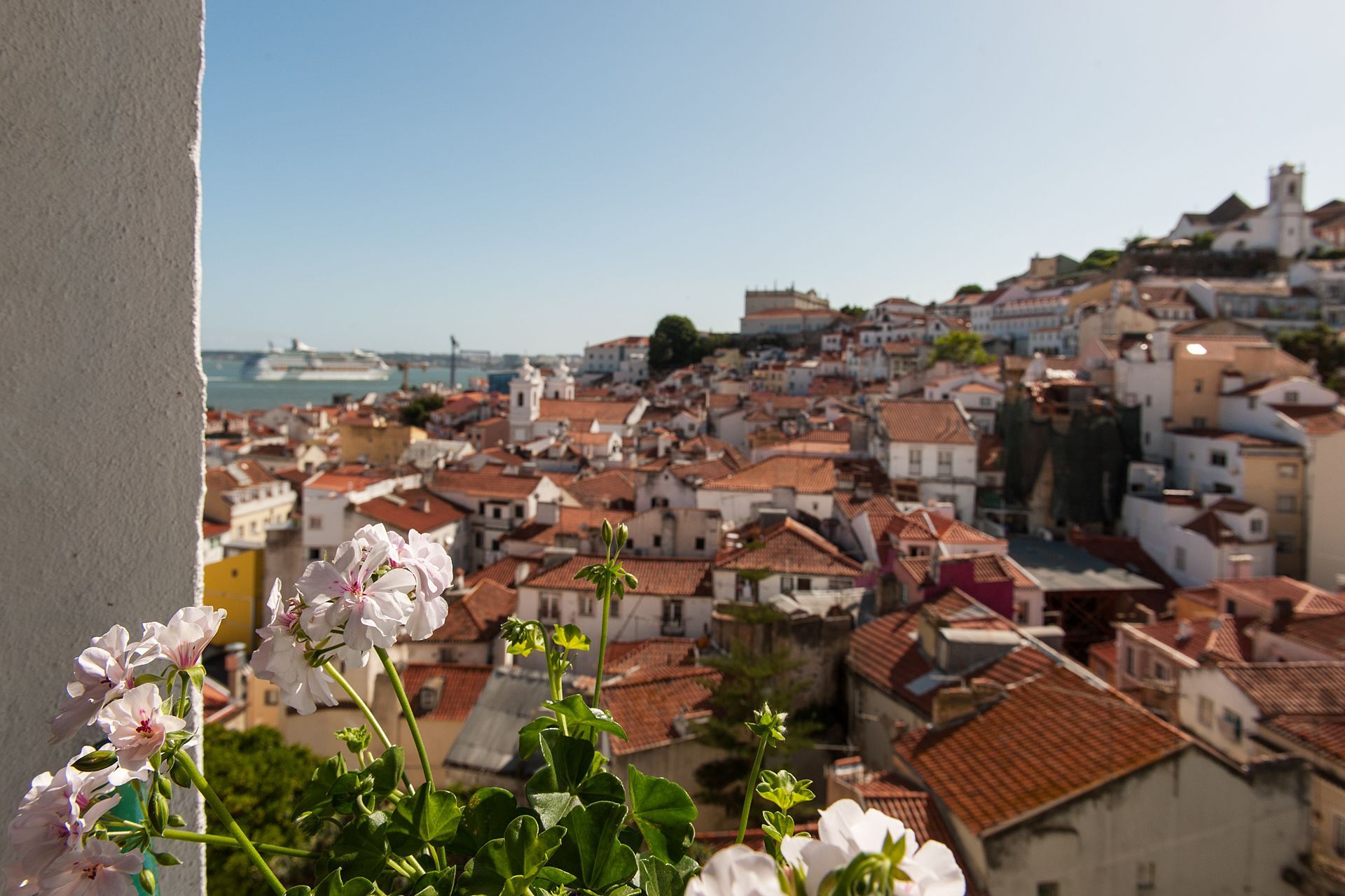 Lisbon Alfama Room with View - Cheese & Wine Apartments.