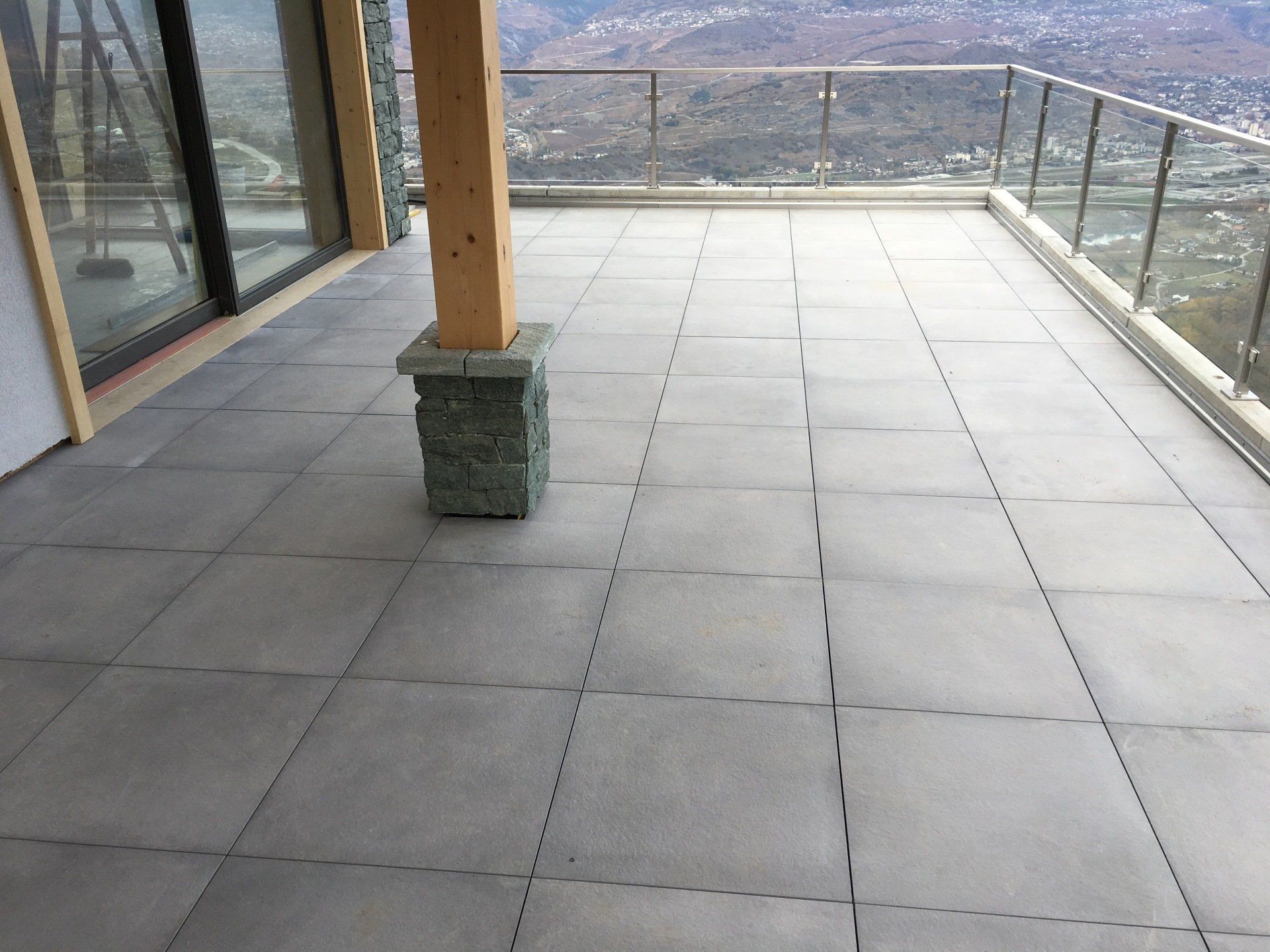 dallage et poutre au centre