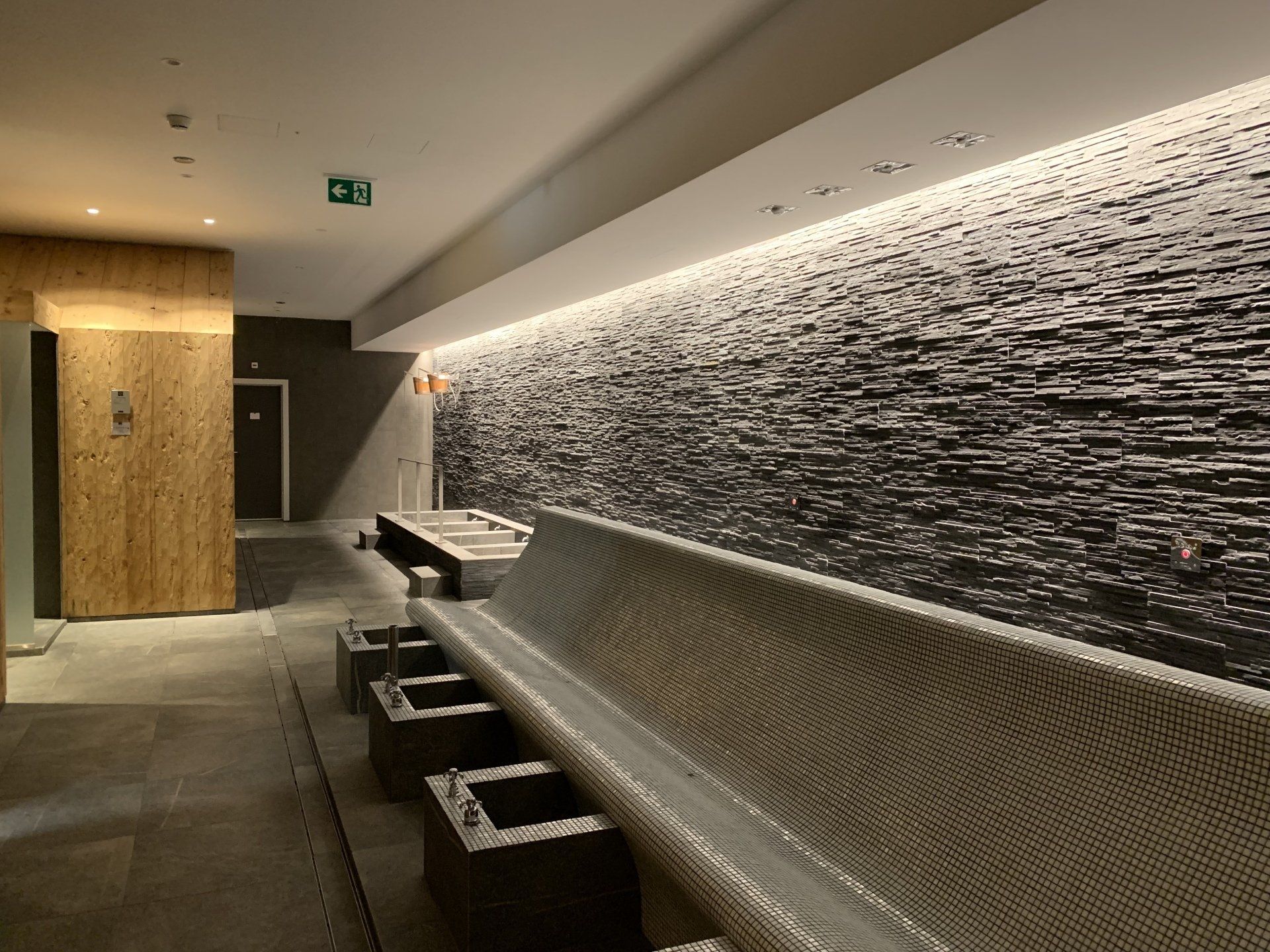 couloir design
