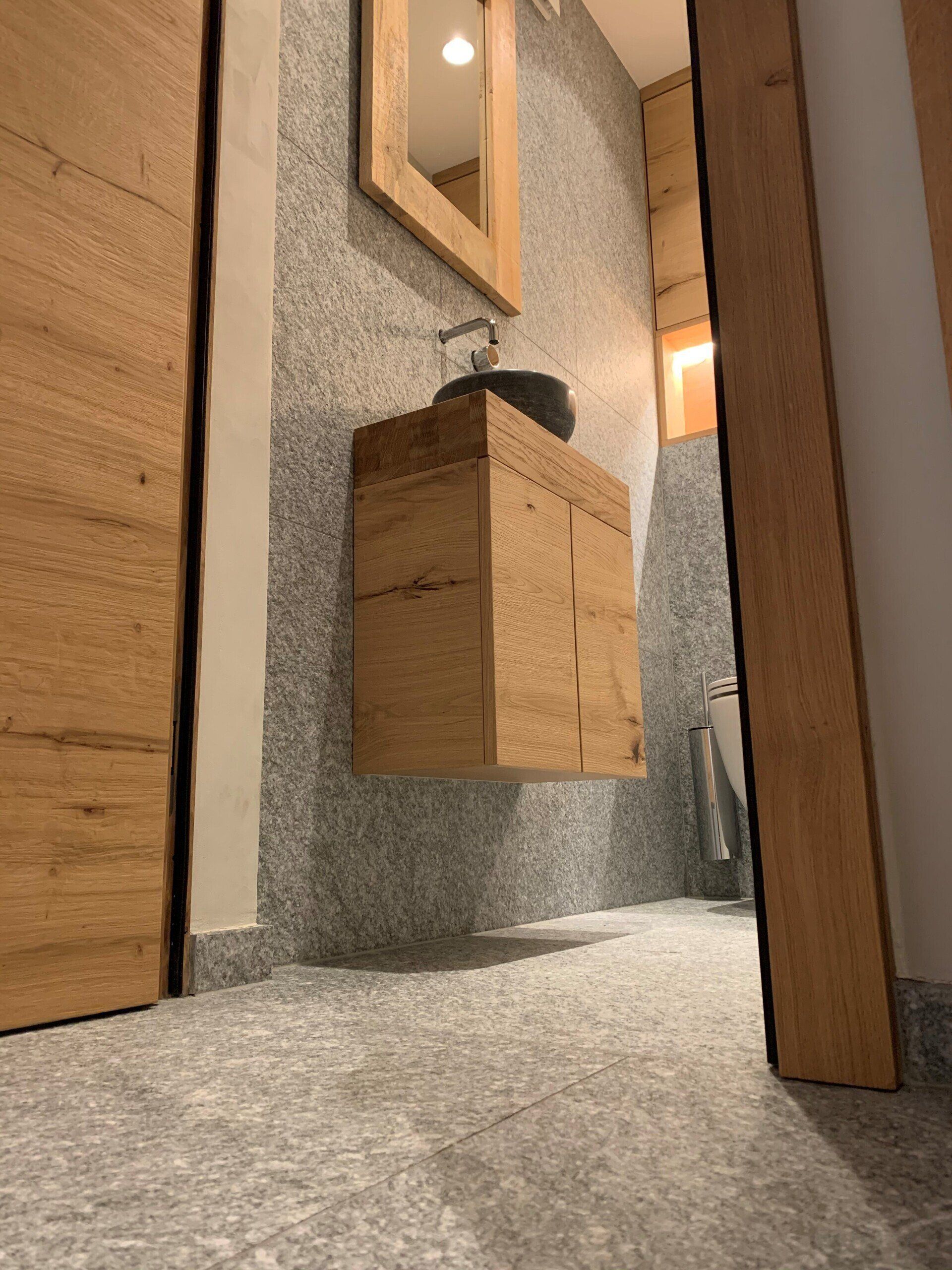 Salle de bain dalle et bois Martigny