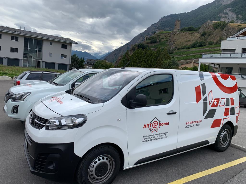 Camion Entreprise de carrelage Valais