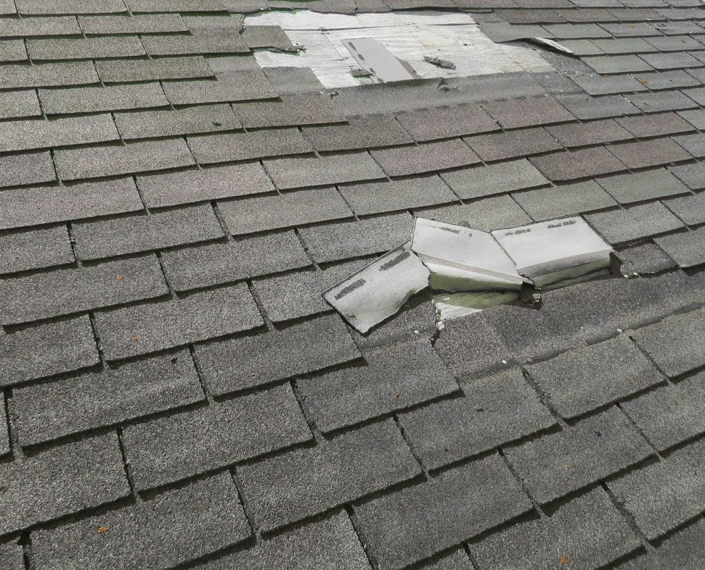 How Do I Know If My Roof Needs Repair or Full Replacement in Hutto TX?