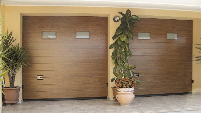 porte sezionali in legno