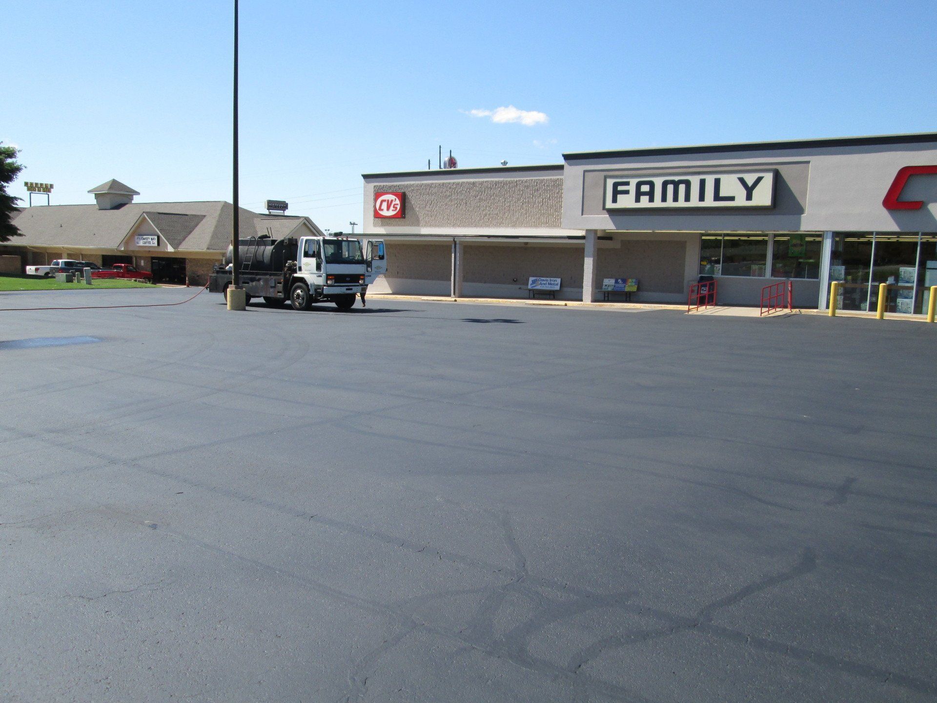 grocery store asphalt striping