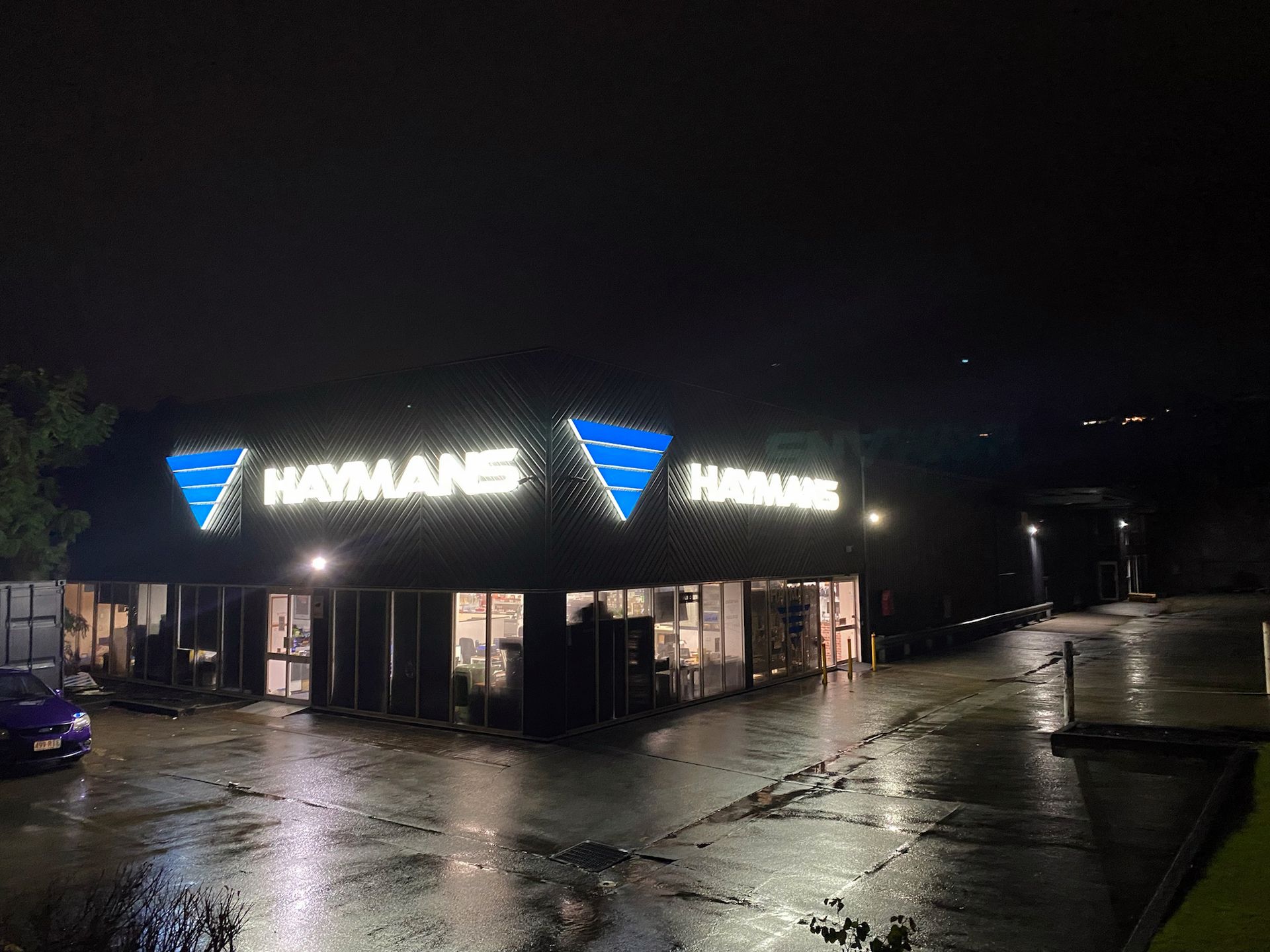 A Banner — DNA Signs in Burleigh Heads, QLD