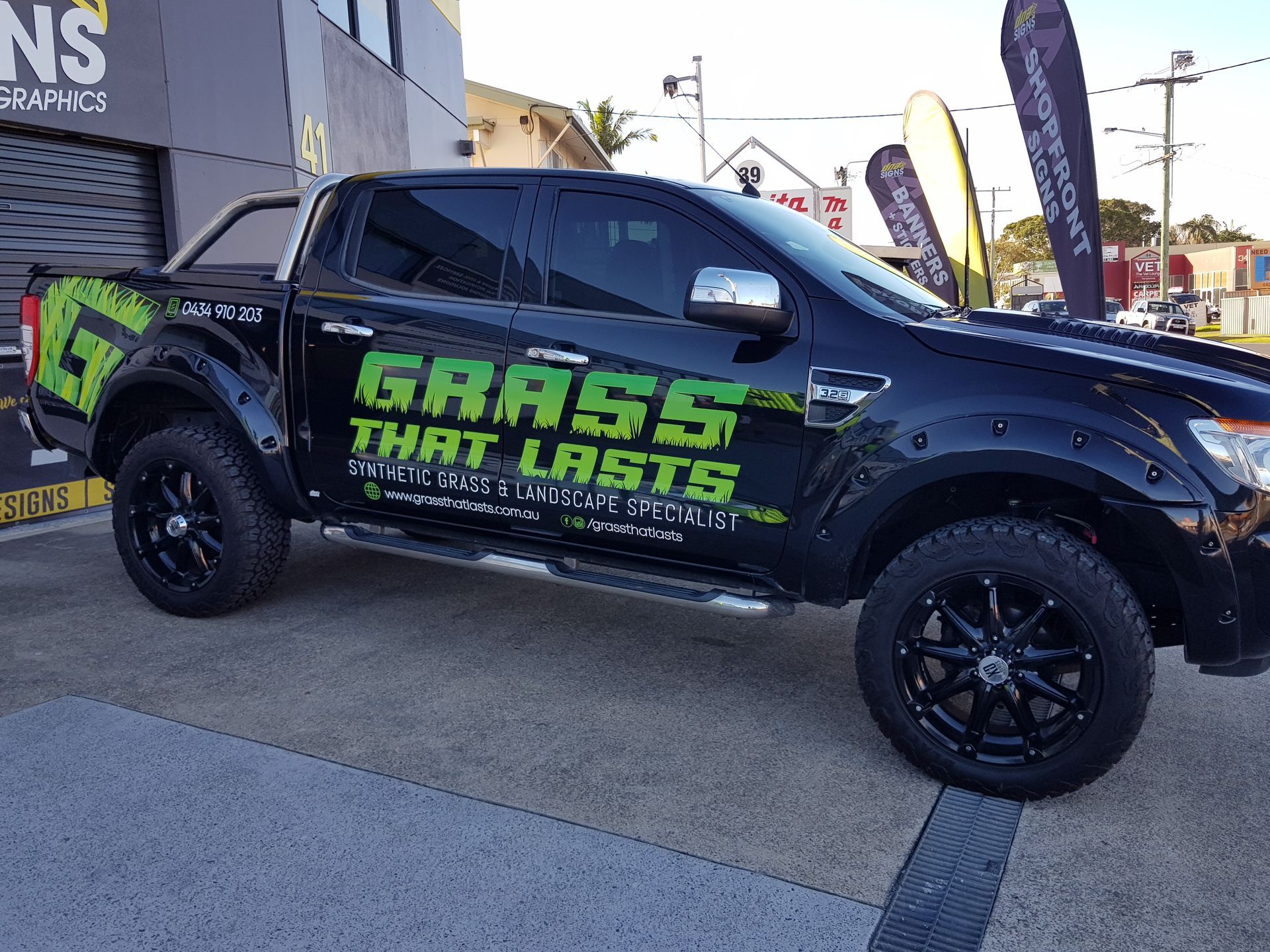 Gorgeous Car — DNA Signs in Burleigh Heads, QLD