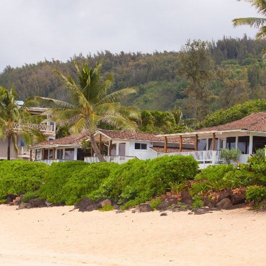 Close up of beach with nice house — Honolulu, HI — DRAFTECHi LLC