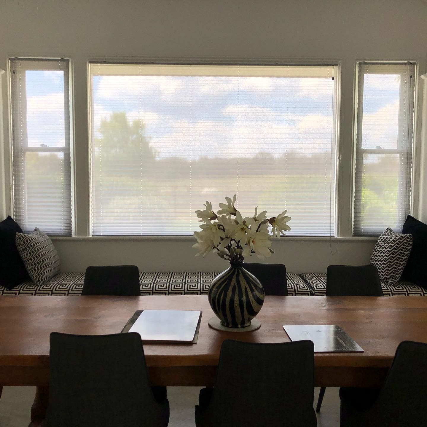 Large Windows With Blinds