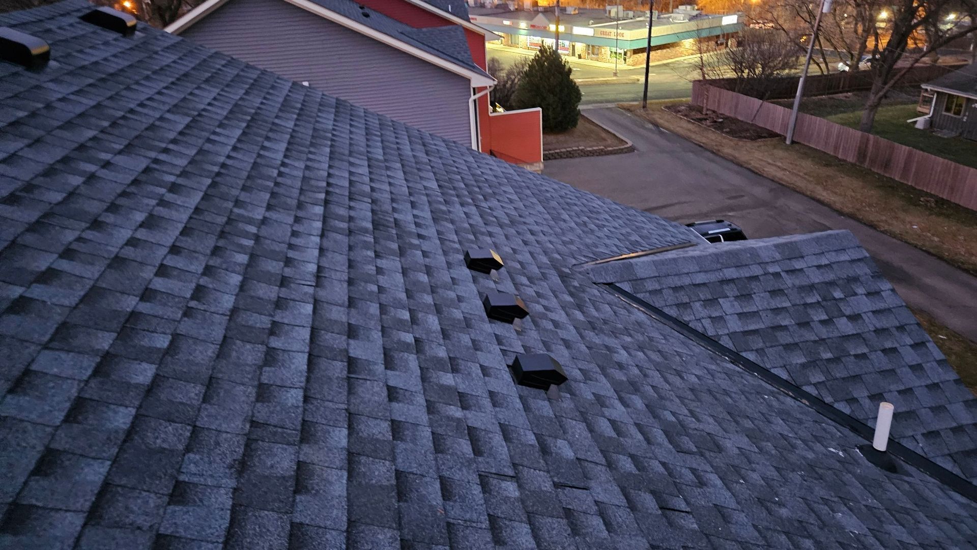 a roof with a lot of chimneys on it