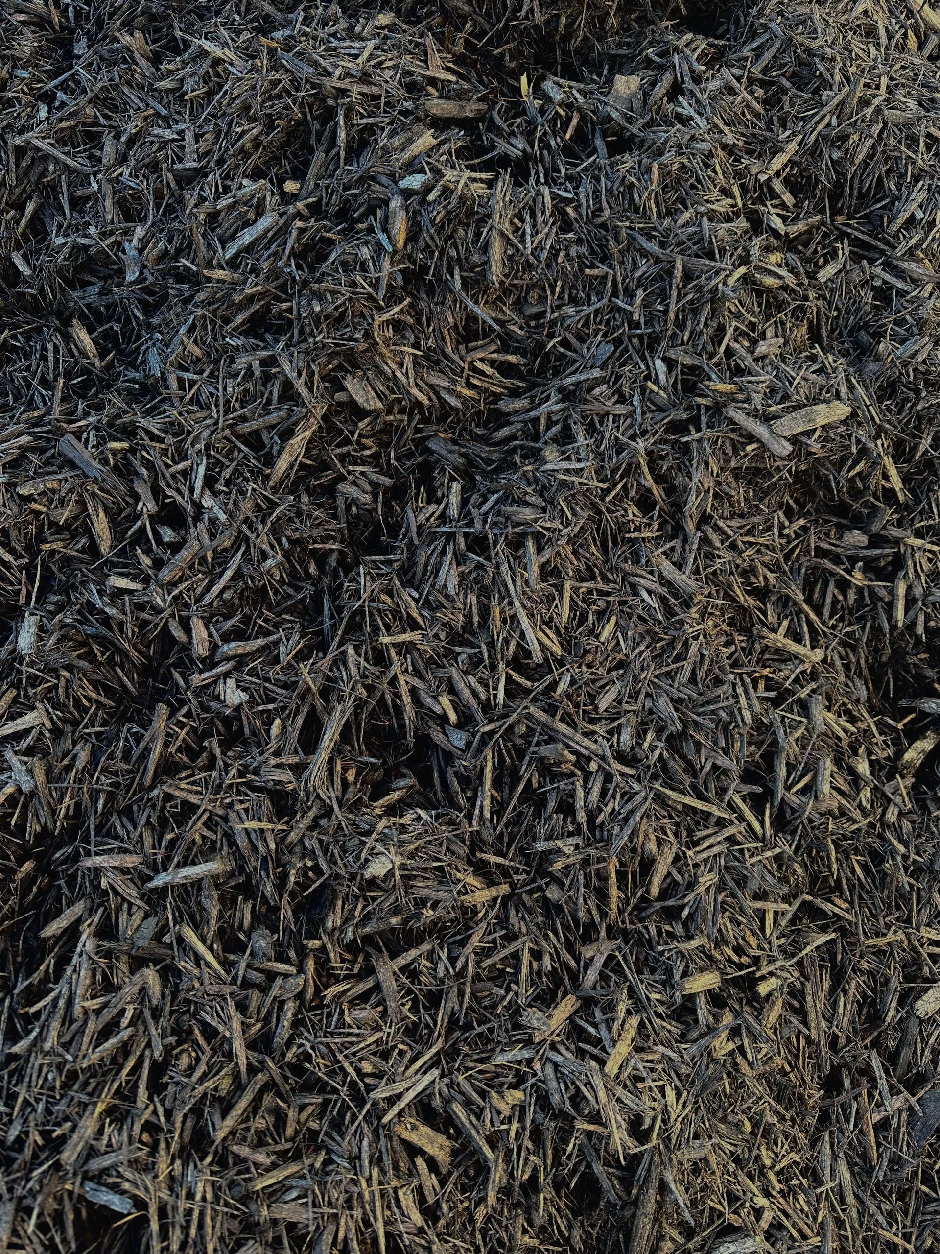 Discover Bulk Dyed Brown Mulch Options at Stockman Stoneworks in Missouri.