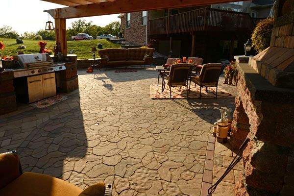 When Shopping for Landscaping Products at Stockman Stoneworks, Discover Castello Flagstone Pavers.