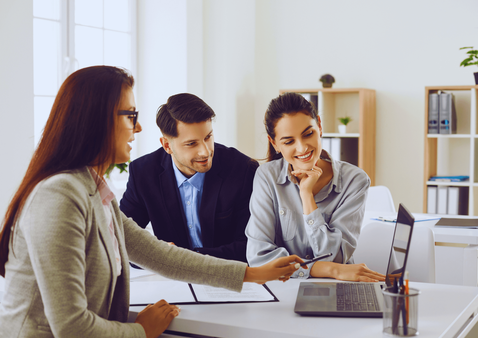 Property Manager Helping Landlords