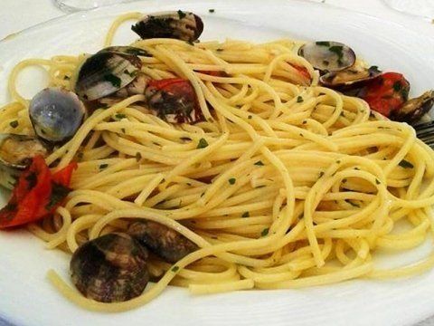 spaghetti con le vongole