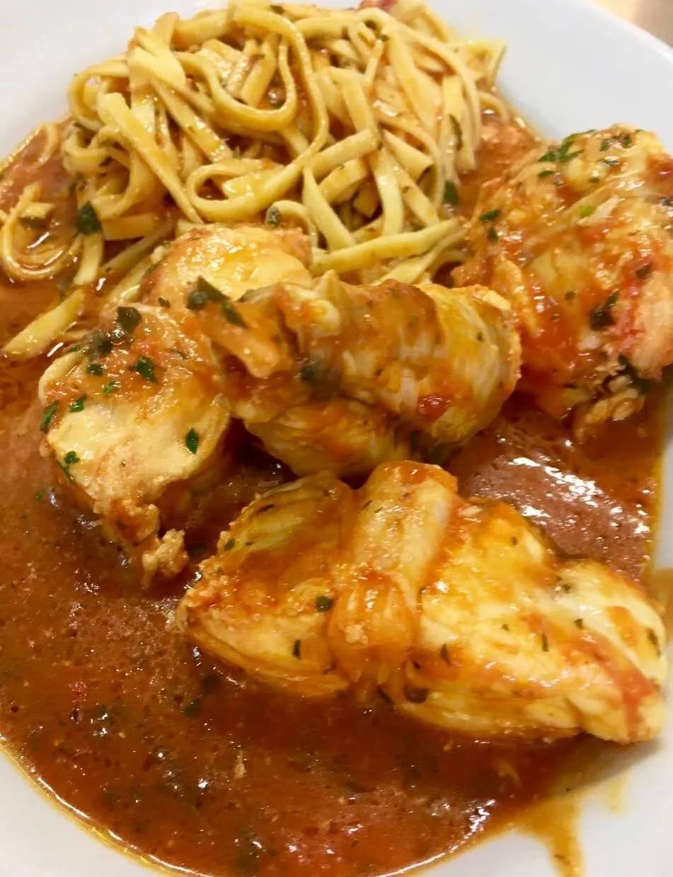 pasta con sugo di pesce