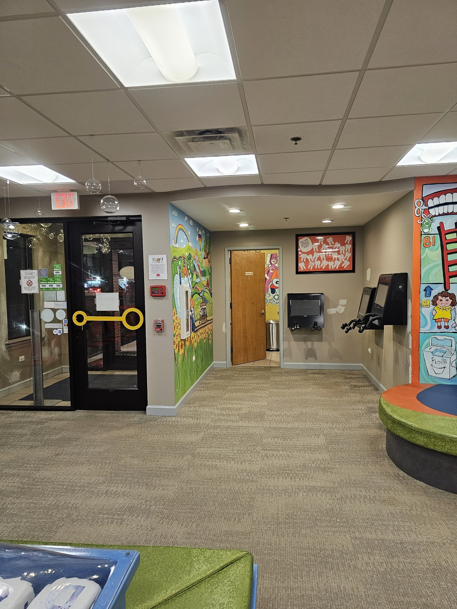 A Hallway In A Building With A Key On The Door - Chicago, IL - McMaster Painting