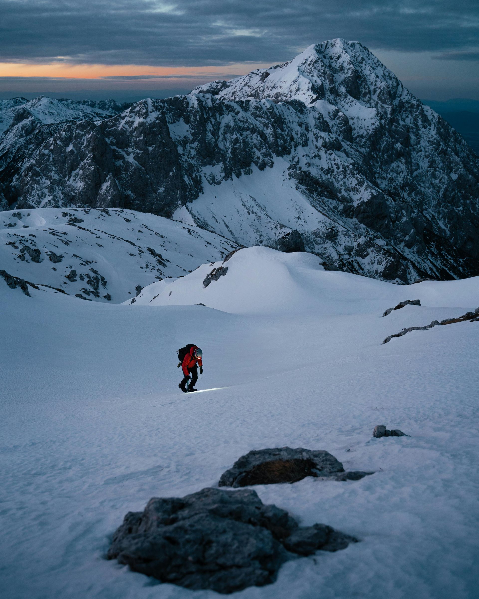 Bergsteiger im Himalaya, Stimmungsbild, Der Gipfel der Dummheit, Kurzgeschichte