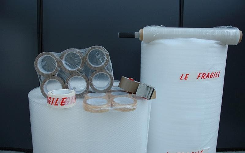 nastro adesivo per la chiusura di scatole