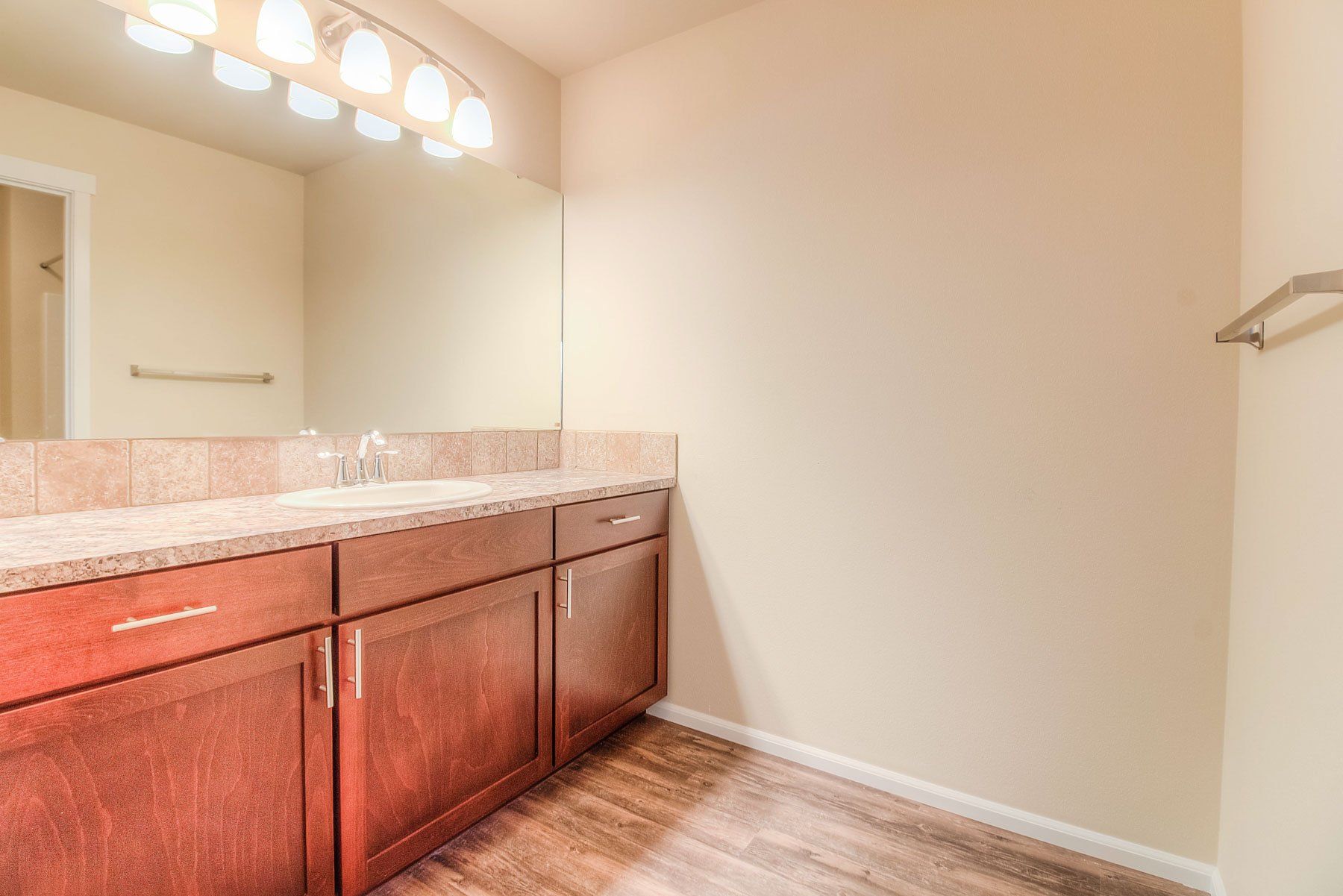 Bathroom | The 1700 Ahtanum Crossing