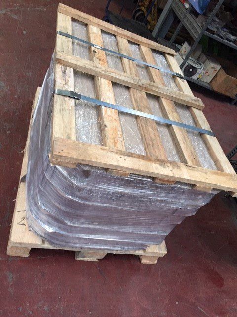 pallet con elettrodi e materiali per la saldatura a Monza e Brianza