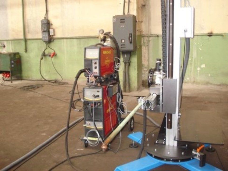 Manipolatori per tig e ricarica 2