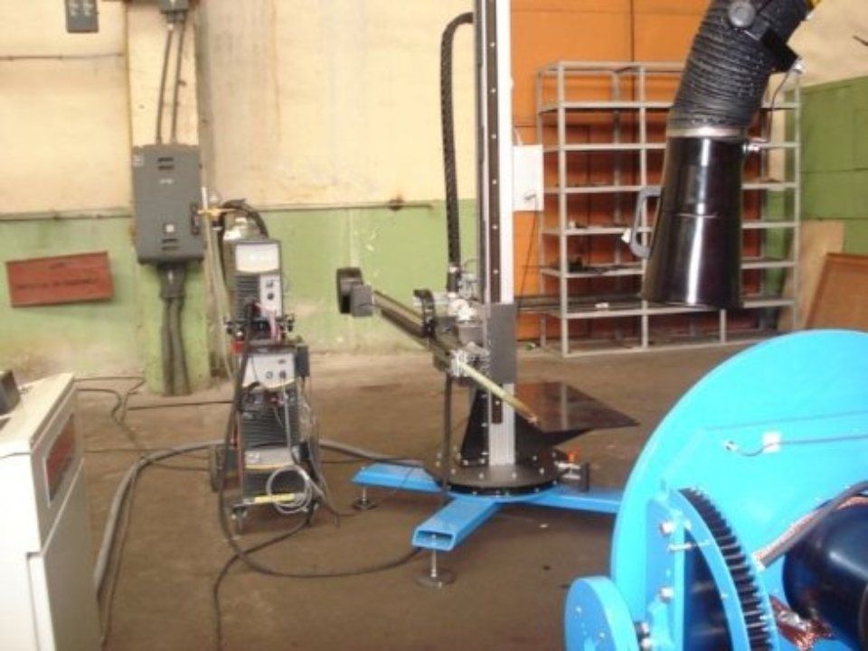 Manipolatori per tig e ricarica 3