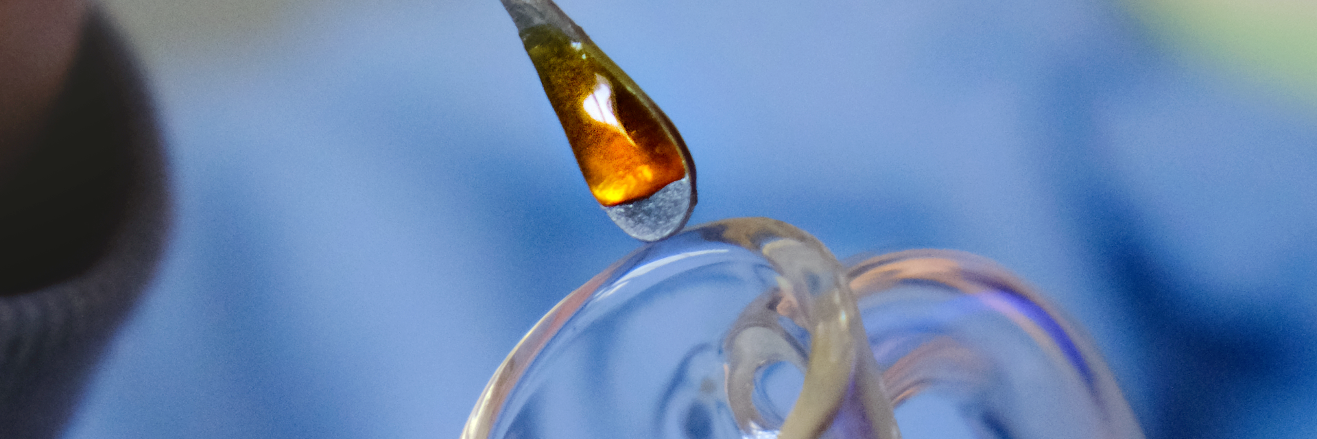 Cannabis concentrate on a dab spoon