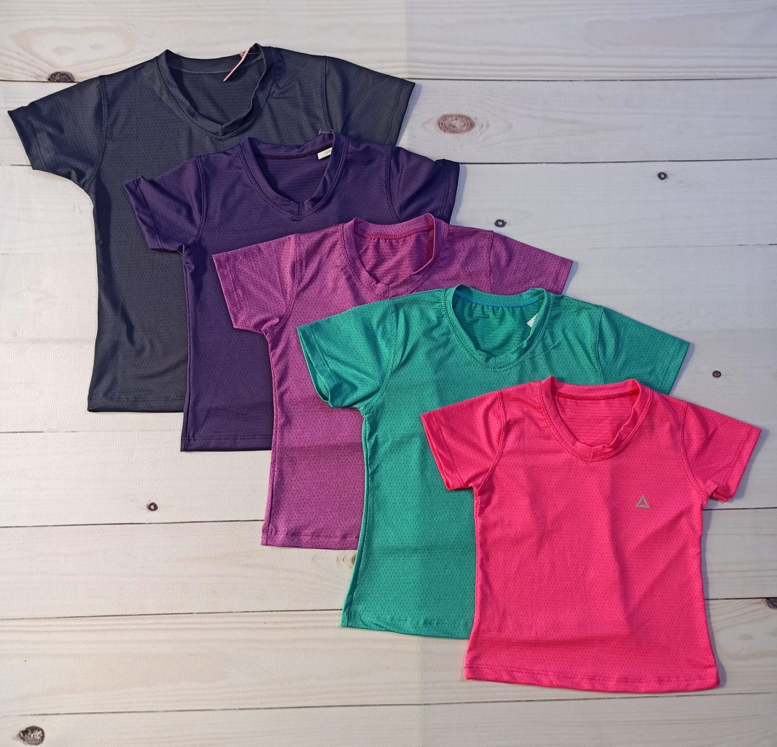REMERA DRY FIT NENA (RÑ003)