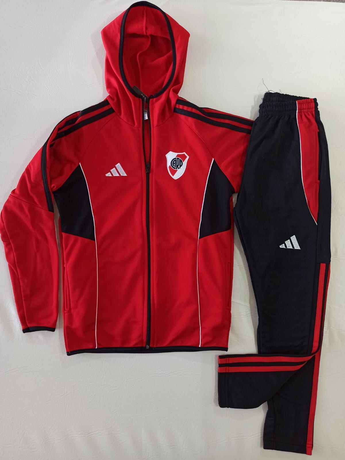 CONJUNTO NIÑO RIVER FRISADO (CMÑ014-PÑ029)