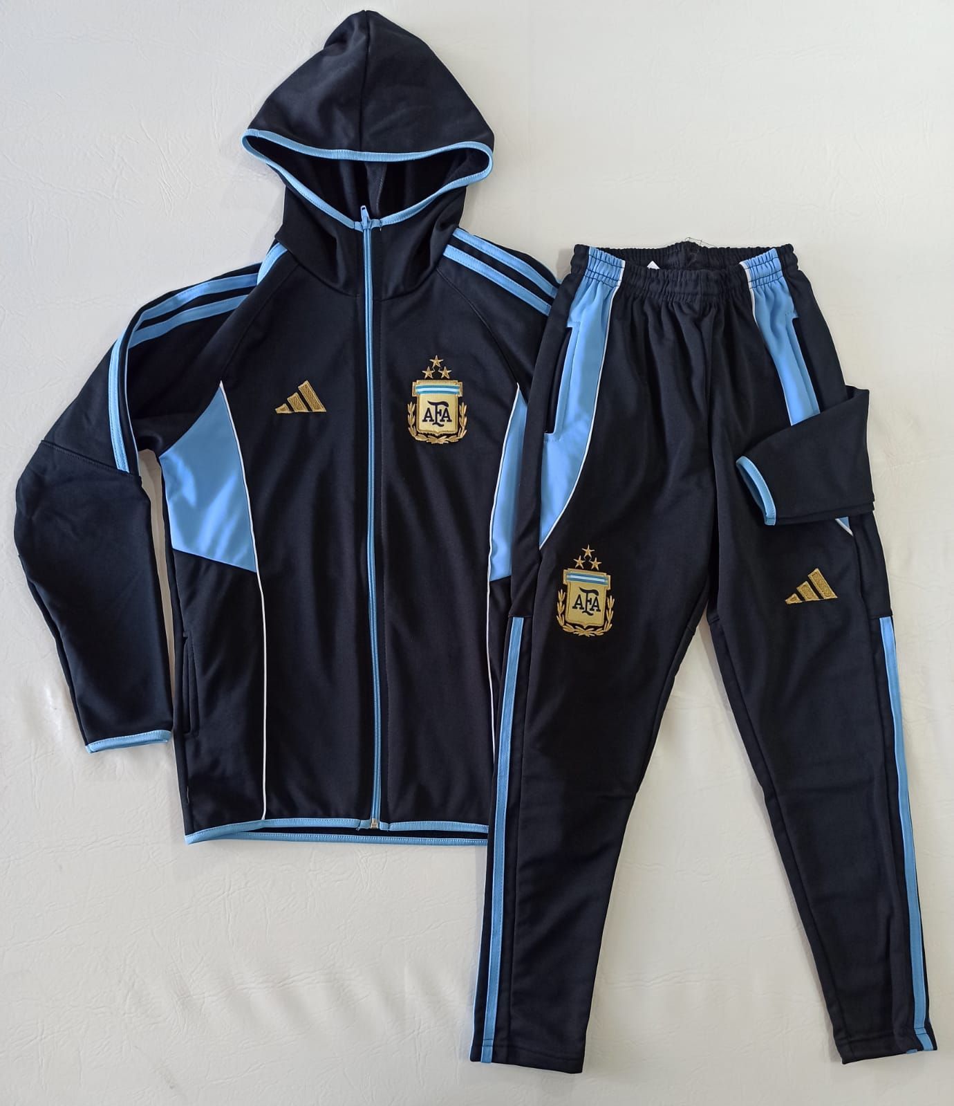 CONJUNTO NIÑO SELECCION  FRISADO (CMÑ014-PÑ029)