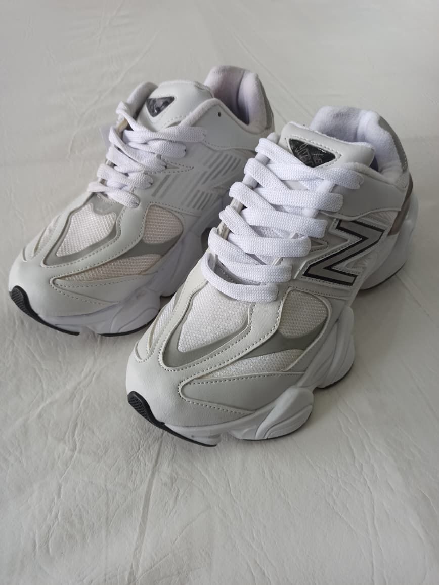 ZAPATILLAS NEW BALANCE 9060 BLANCAS