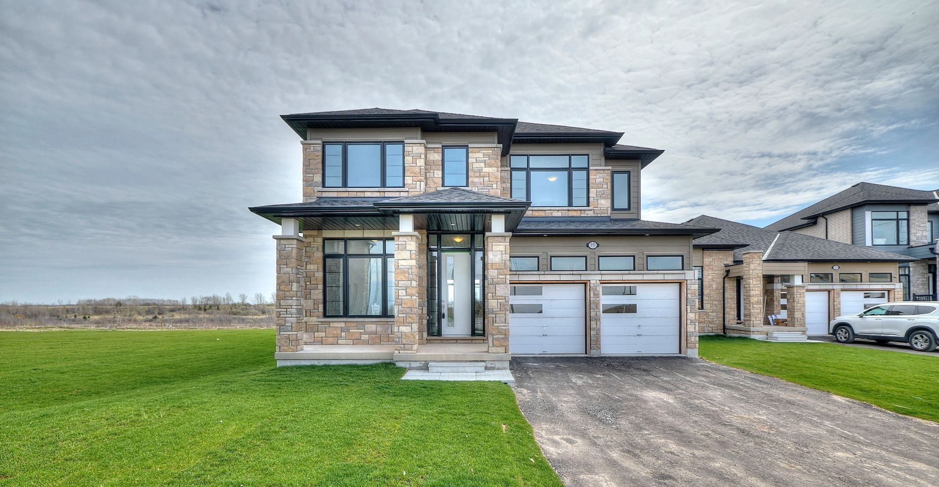 Positioned on a prime lot on the canal, this 3,000 square foot property.