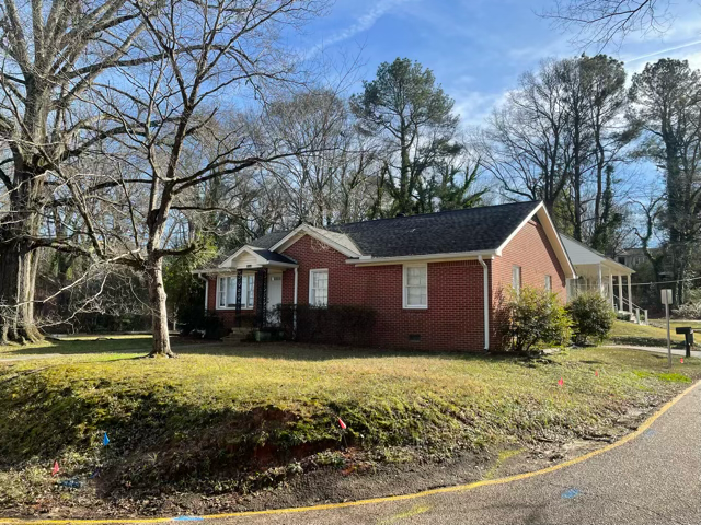 1500 Pierce - Image 1