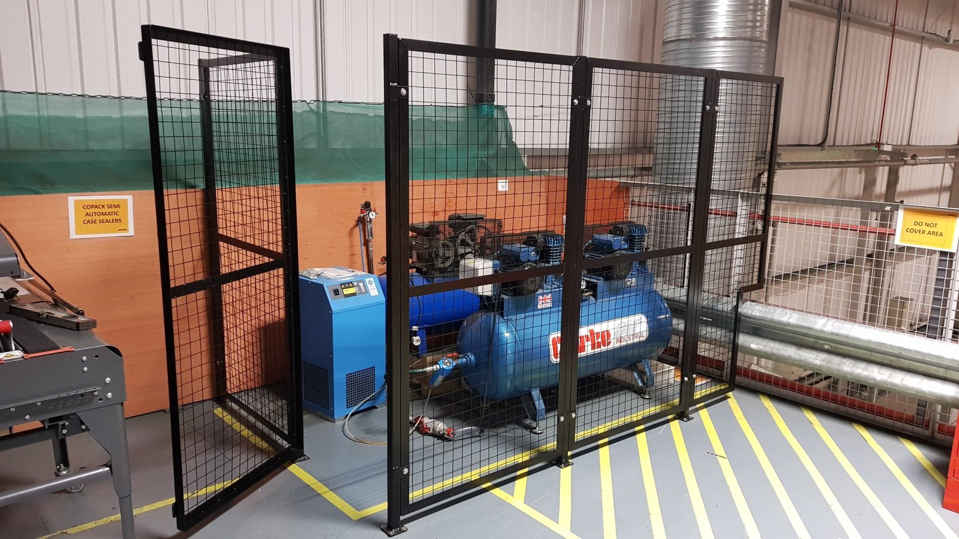 Lockable Compressor Surround