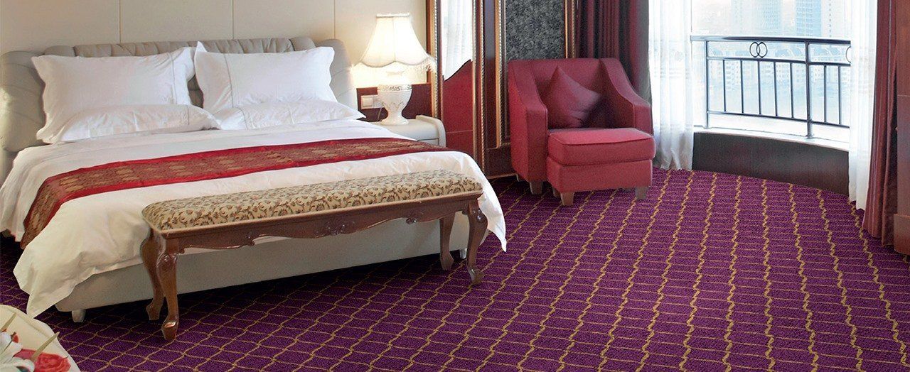 Camera d'albergo con moquette