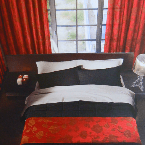 tendaggi in tessuto damascato