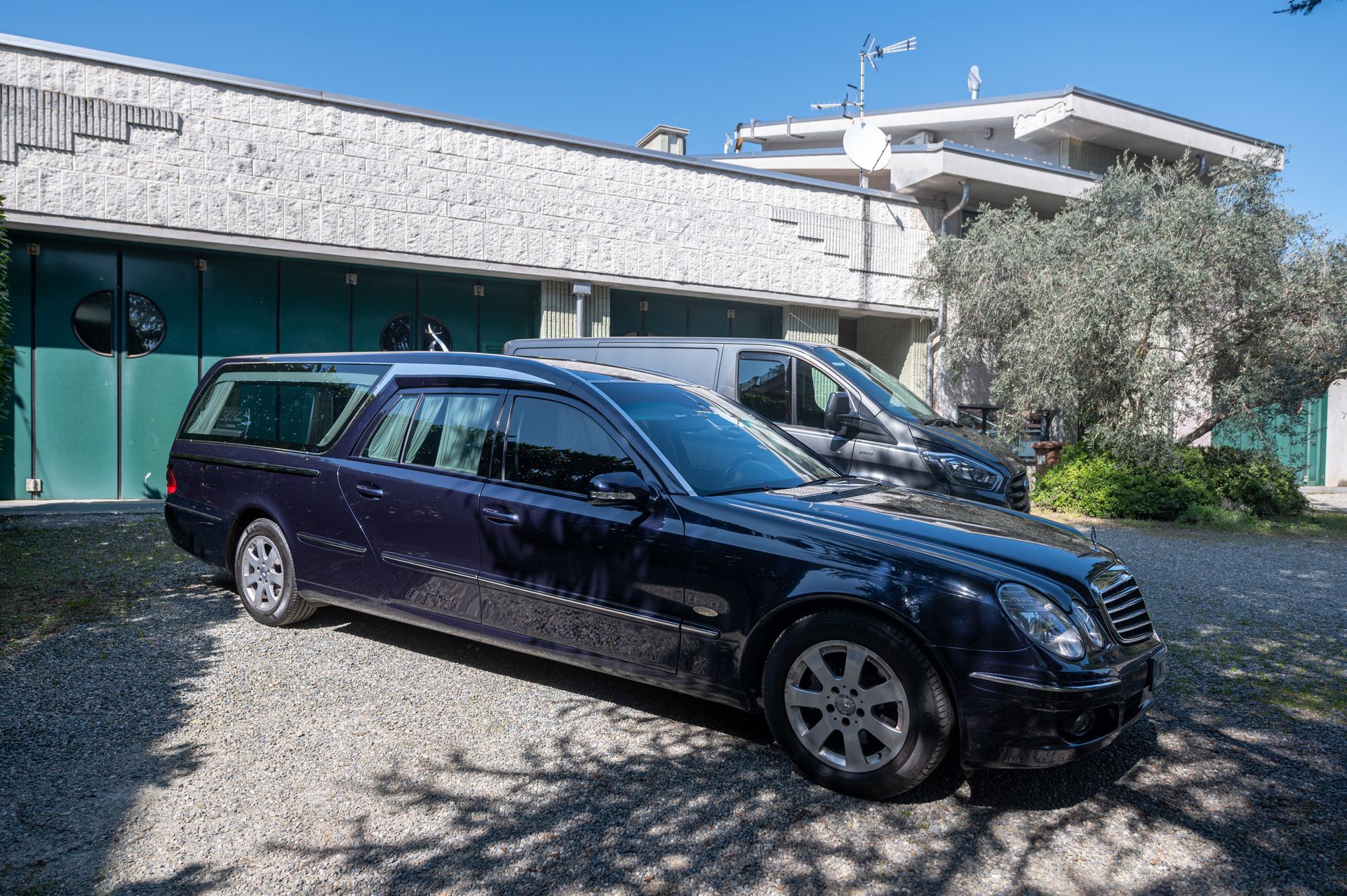 trasporto salma - onoranze funebri Borrione