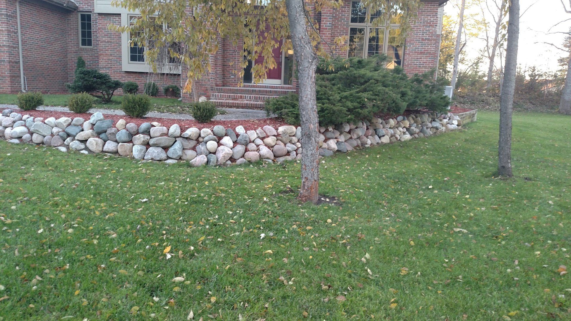 Lawn with Tree — Midland, MI — Maksymum Lawn and Landscaping