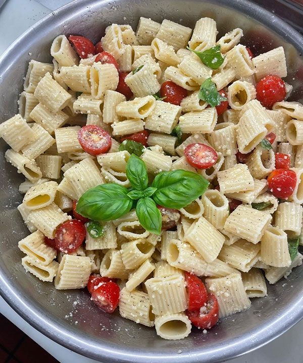 Pasta salad with cherry tomatoes