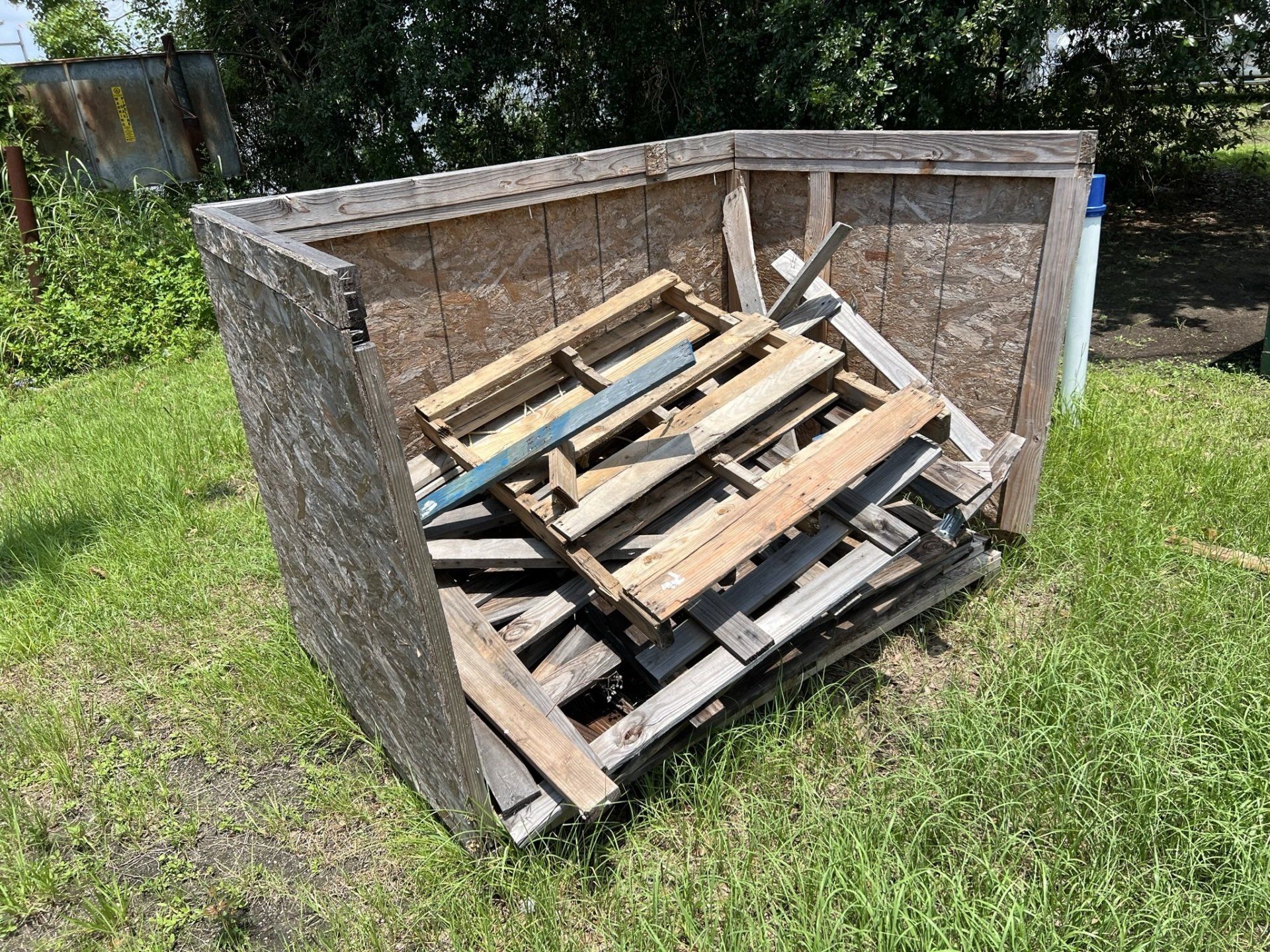 Junk Wood Removal in Spring Hill, FL - We Pick Up